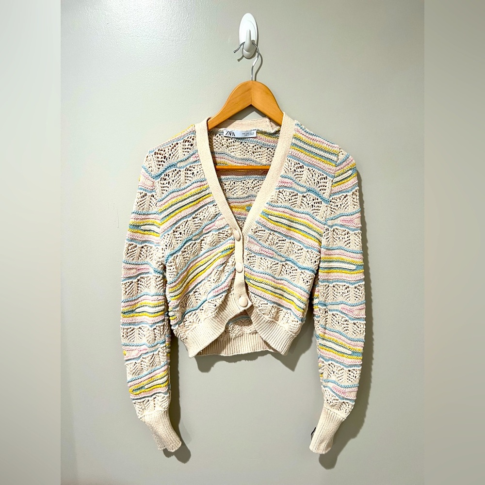 Zara Knit Cropped Button Up Cardigan Cream Pastel